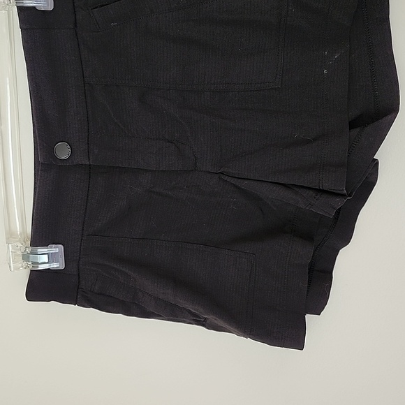 Athleta Trekkie North Shorts, athletic shorts, black, button zip waist, sz 0 - Picture 2 of 12